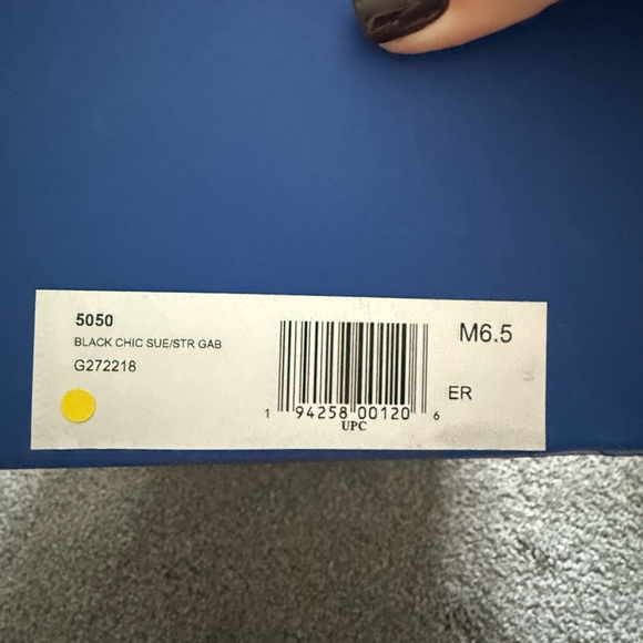 Stuart Weitzman 50/50 boot - Picture 3 of 7